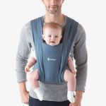 MARSUPIU EMBRACE OXFORD BLUE- Ergobaby - imagine 3