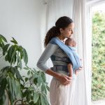 MARSUPIU EMBRACE OXFORD BLUE- Ergobaby - imagine 4