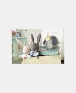 Picca LouLou jucărie textilă elefant cu coroniță din pompoane 18cm în cutie cadou - imagine 8