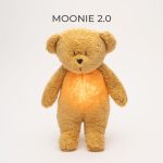 MOONIE 2.0 - THE ORGANIC HUMMING BEAR HONEY WITH LAMP