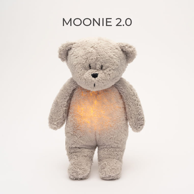 5903943986484.jpg MOONIE 2.0 ORGANIC BEAR -GRAY- JUCARIE MUZICALA CU SUNETE ROZ SI LAMPA DE VEGHE INCORPORATA - imagine 1