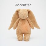 MOONIE 2.0 - THE ORGANIC HUMMING BUNNY CAPPUCCINO WITH LAMP