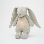 MOONIE 2.0 ORGANIC BUNNY –GRAY– JUCARIE MUZICALA CU SUNETE ROZ SI LAMPA DE VEGHE INCORPORATA - imagine 6