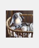 MOONIE THE HUMMING FRIEND SKY – Bunny - JUCARIE MUZICALA CU SUNETE ALBE SI LAMPA DE VEGHE MOONIE BUNNY SKY - imagine 4