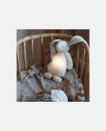 MOONIE 2.0 BUNNY – Cream – JUCARIE MUZICALA CU SUNETE ROZ SI LAMPA DE VEGHE - imagine 5