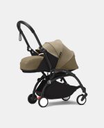 Stokke YOYO³ cu cadru negru și pachet Nou-Născuți 0+ Toffee