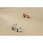 Mașinuță de curse din lemn cu pilot - Set 2 mașinuțe - Little Dutch - imagine 5