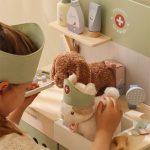 Cabinet veterinar cu accesorii din lemn FSC - Little Dutch - imagine 6