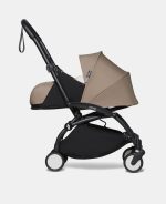 Cărucior Babyzen YOYO² pentru nou născuți cu cadru negru și pachet 0+ taupe - imagine 2