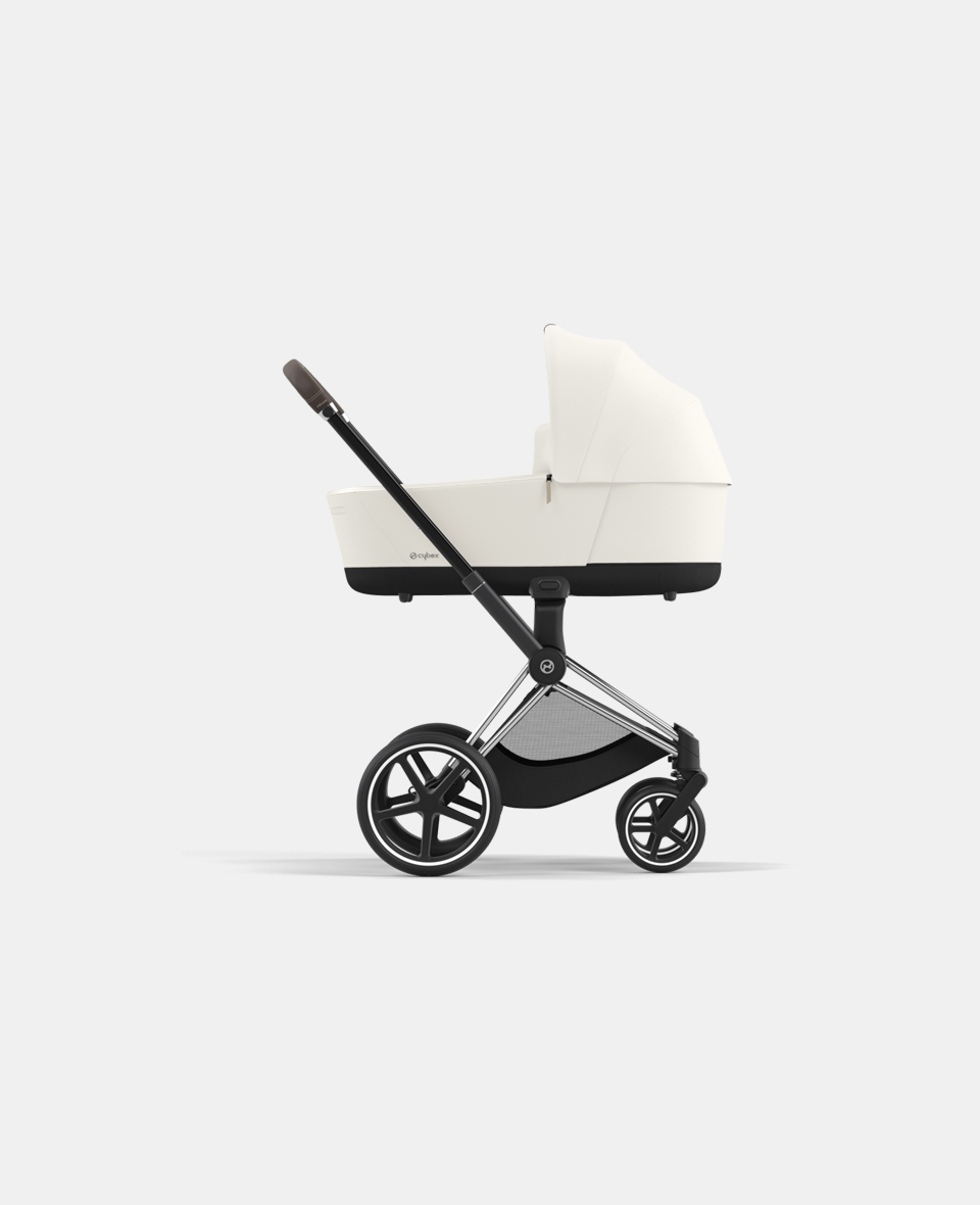 CYB_23_INT_y270_Priam_Cot_CHBR_OFWH.jpg Cadru Carucior pentru Copii Priam Chrome Brown + Landou PRIAM Lux Off White Cybex Platinum - imagine 1