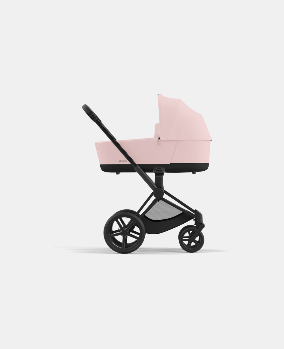 CYB_23_INT_y270_Priam_Cot_MABL_PCPI.jpg Carucior Nou Nascut Priam: Cadru Carucior pentru Copii Priam Matt Black + Landou PRIAM Lux Peach Pink Cybex Platinum - imagine 1
