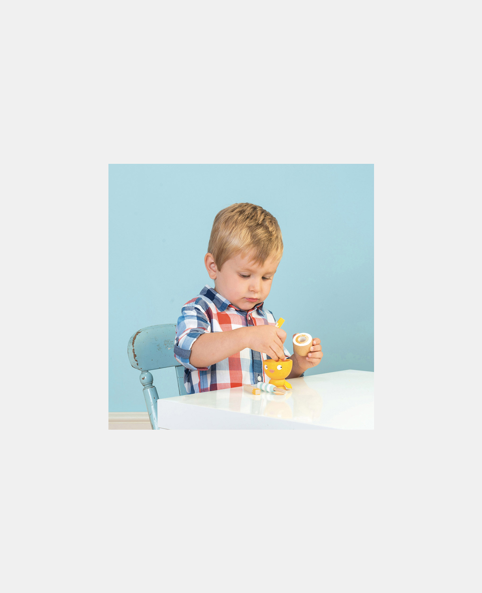 EKTV315.jpg Le Toy Van jucărie din lemn Egg Cup - imagine 1
