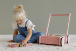 Premergător din lemn cu spațiu de depozitare și blocuri de construit Pink colecția Ocean Little Dutch - imagine 10