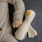 Jucărie chițăitoare pentru bebeluși Gâscă colecția Little Goose Little Dutch - imagine 9