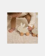 Jucărie din lemn FSC cu roți și șnur pentru tras - Baby Bunny - Little Dutch - imagine 3