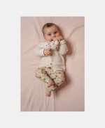 Jucarie din plus cu inel cu margele - Miffy Vintage Little Flowers - Little Dutch - imagine 4