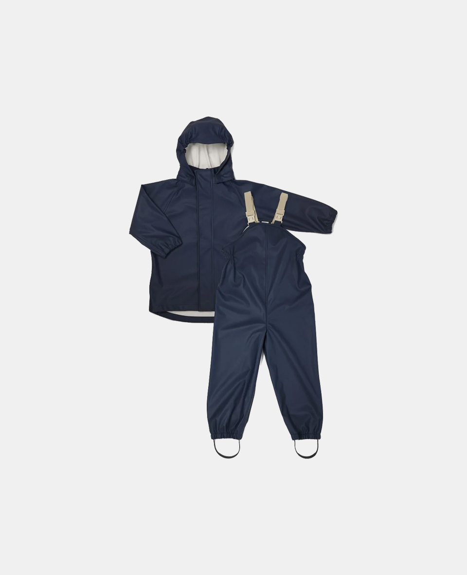NU216-BLACK.jpg Costum impermeabil pentru ploaie cu salopeta - Carla - Black Iris - Multi Mix - Nuuroo - imagine 1