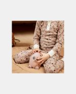 Pijama din bumbac organic pentru copii - Sara - Sand - Flower Bee - Nuuroo - imagine 4